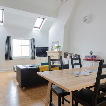 Fantastic 3 Bed Brighton House- Sleeps 6- Superfast Wifi And Garage Leilighet Eksteriør bilde