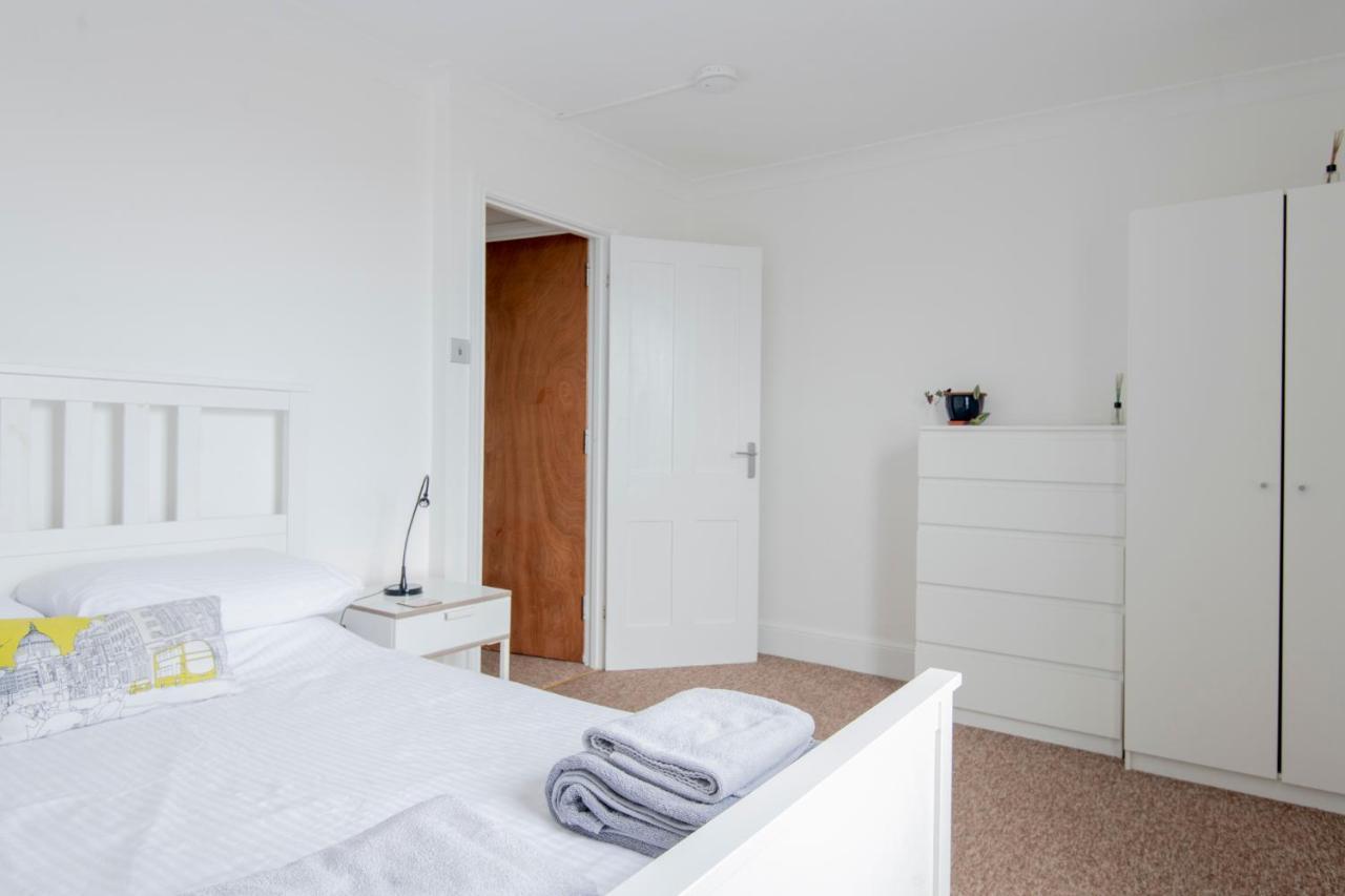 Fantastic 3 Bed Brighton House- Sleeps 6- Superfast Wifi And Garage Leilighet Eksteriør bilde