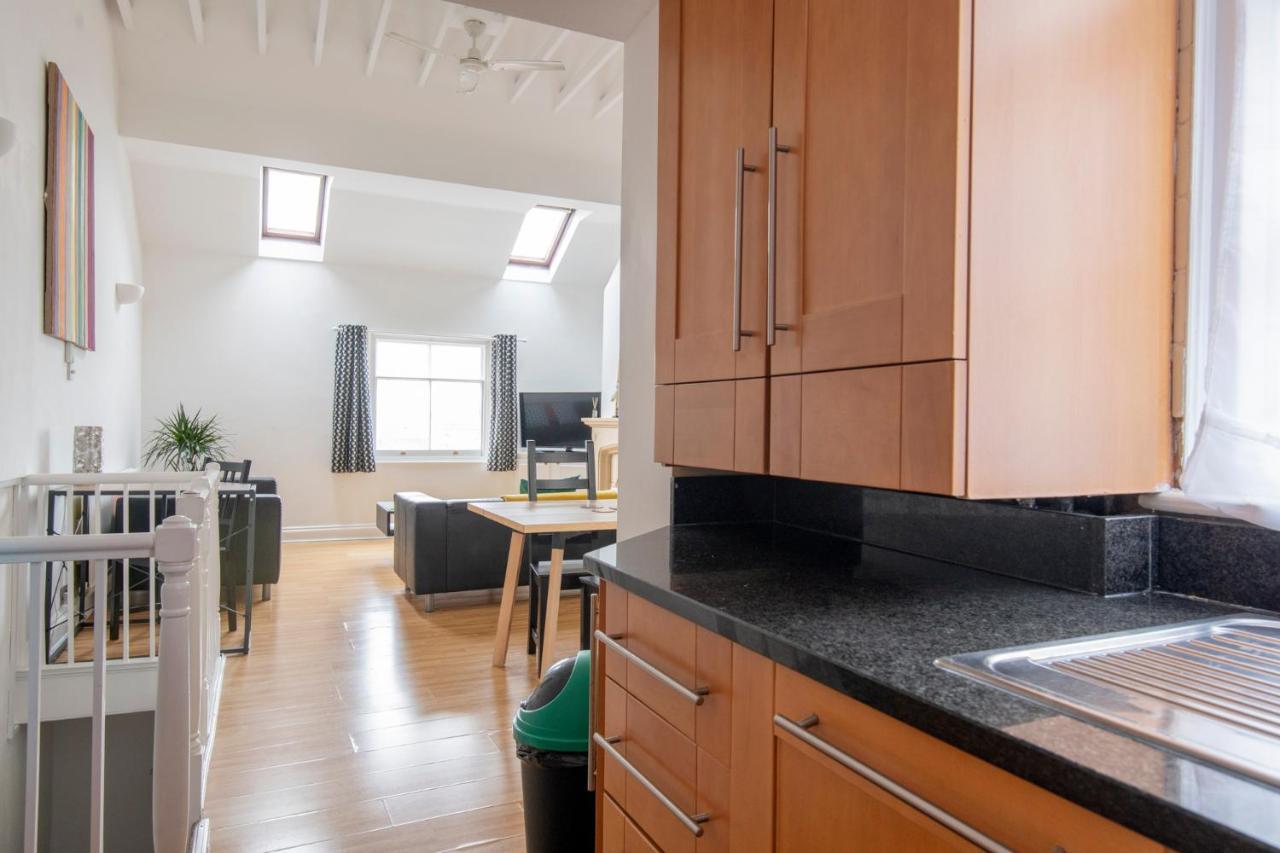 Fantastic 3 Bed Brighton House- Sleeps 6- Superfast Wifi And Garage Leilighet Eksteriør bilde