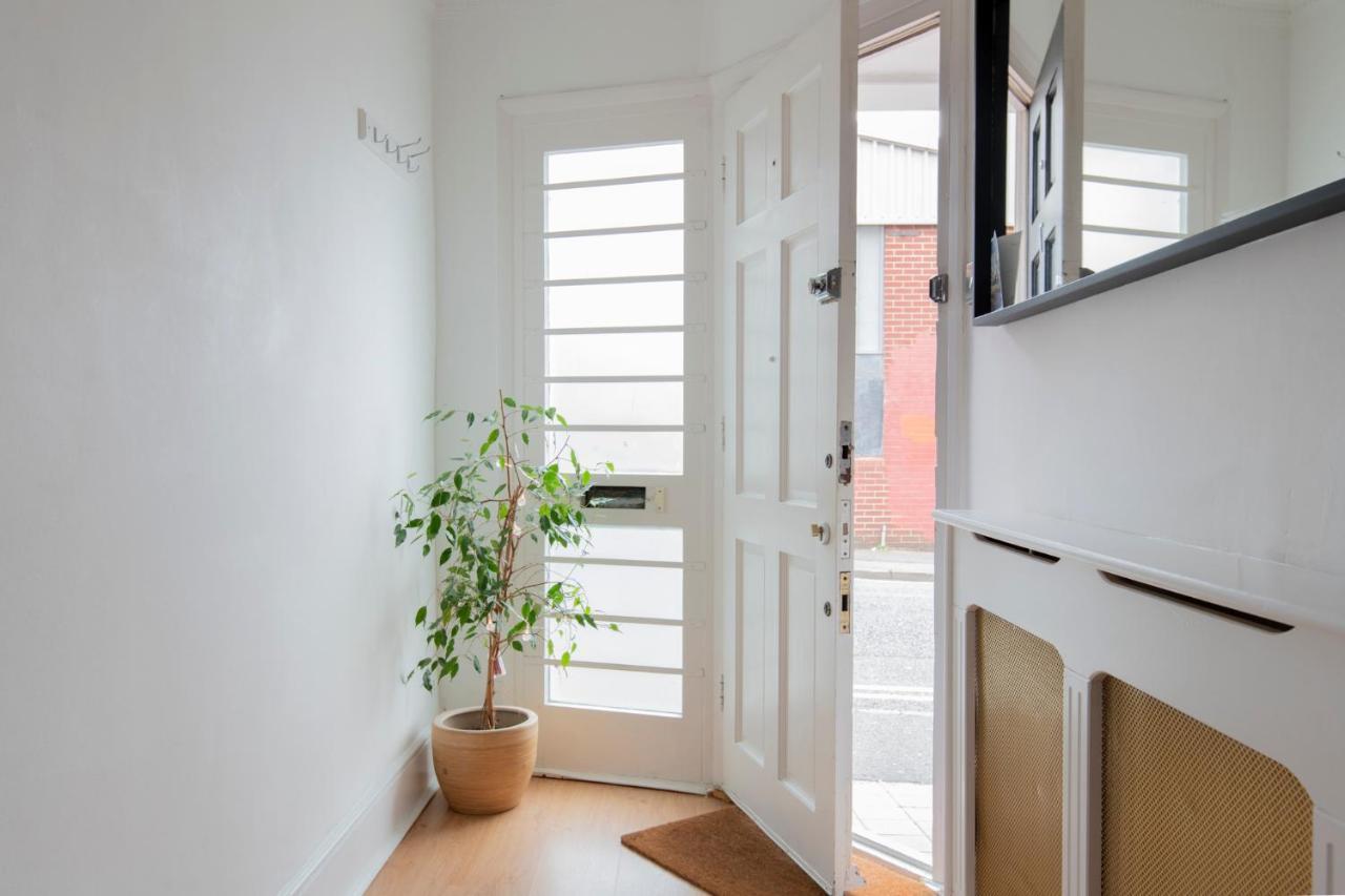Fantastic 3 Bed Brighton House- Sleeps 6- Superfast Wifi And Garage Leilighet Eksteriør bilde