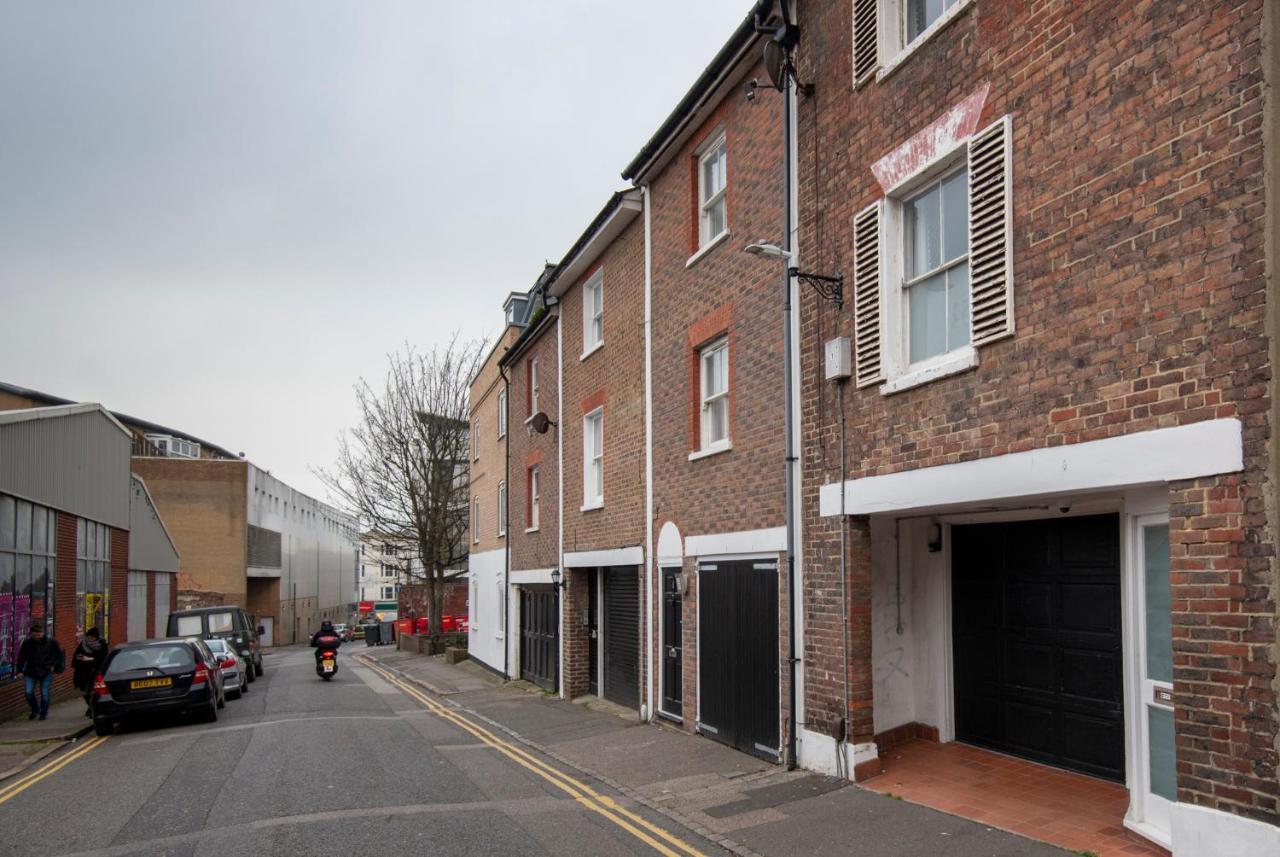 Fantastic 3 Bed Brighton House- Sleeps 6- Superfast Wifi And Garage Leilighet Eksteriør bilde